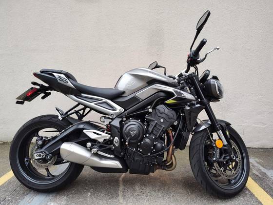 TRIUMPH STREET TRIPLE R ABS 